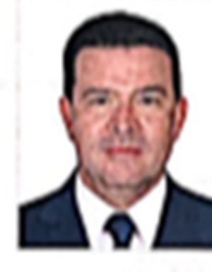 Retrato de Arturo Michaus Mendoza en su certificado